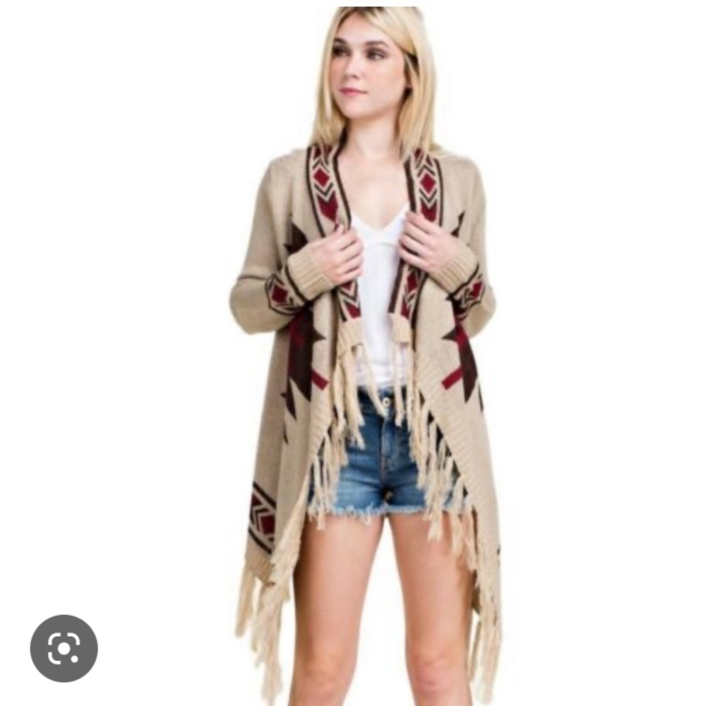 NWOT Aztec Chevron Fringe Cardigan